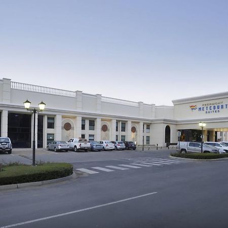 Peermont Metcourt Suites At Emperors Palace Kempton Park Exteriör bild