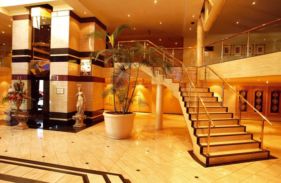 Peermont Metcourt Suites At Emperors Palace Kempton Park Inreriör bild