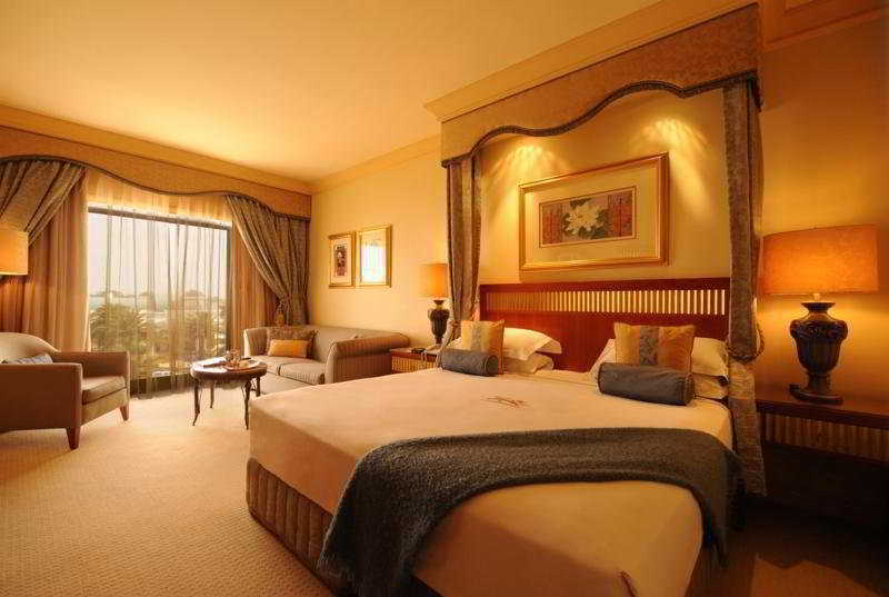 Peermont Metcourt Suites At Emperors Palace Kempton Park Exteriör bild