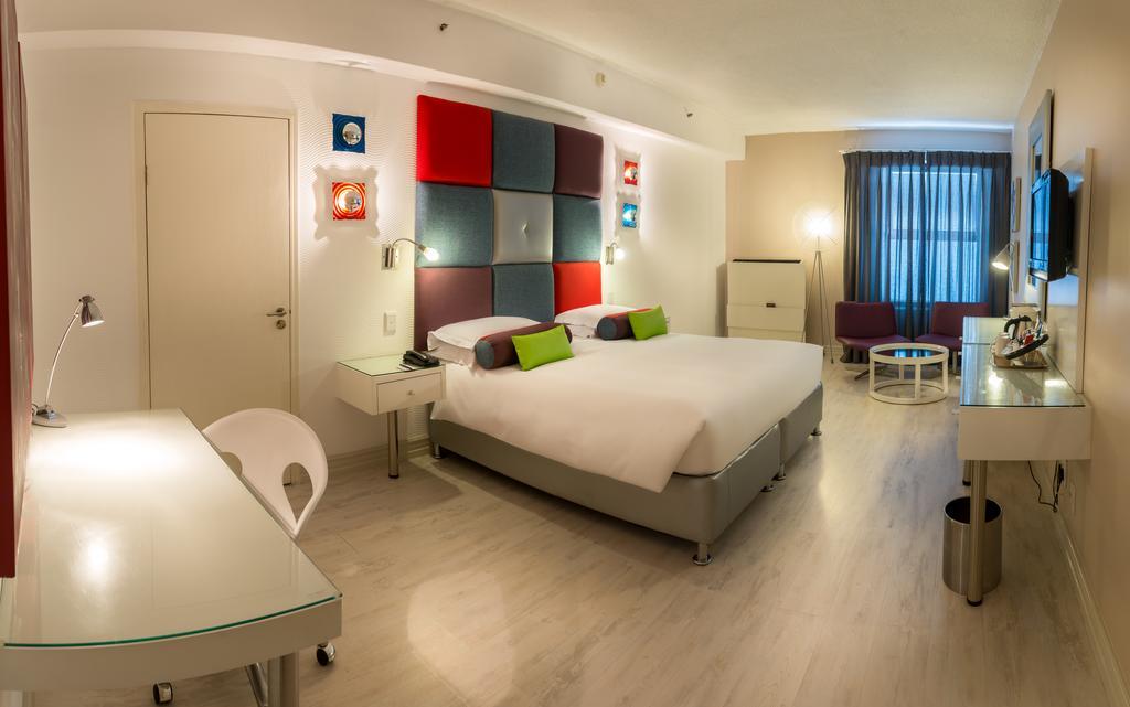 Peermont Metcourt Suites At Emperors Palace Kempton Park Exteriör bild