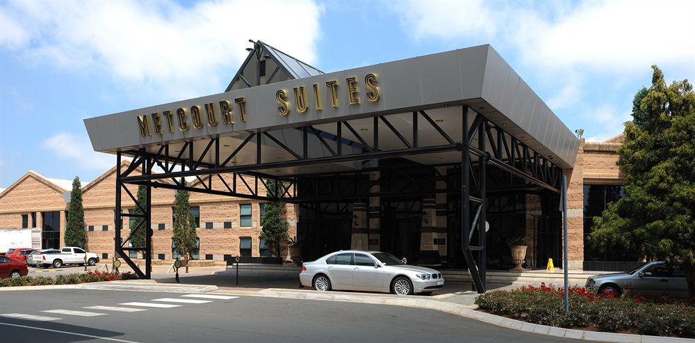 Peermont Metcourt Suites At Emperors Palace Kempton Park Exteriör bild