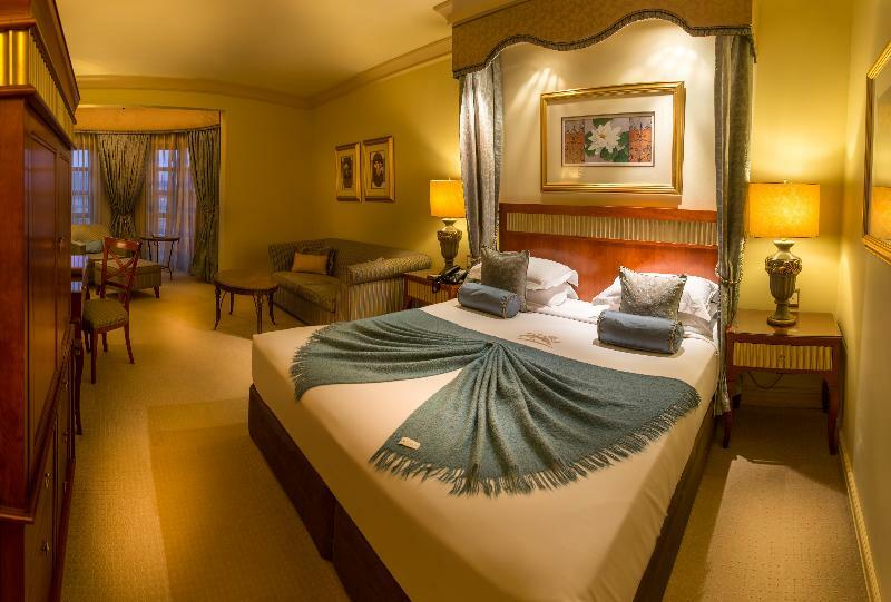 Peermont Metcourt Suites At Emperors Palace Kempton Park Exteriör bild
